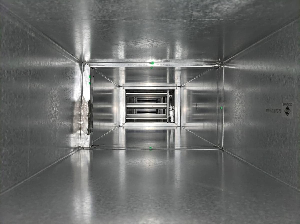 Commercial HVAC Air Duct Deep Sanitization